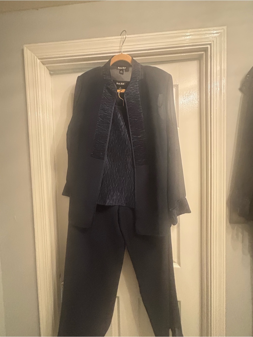 Women's Donna Karan Navy Textured Evening Suit Jacket & Trousers
